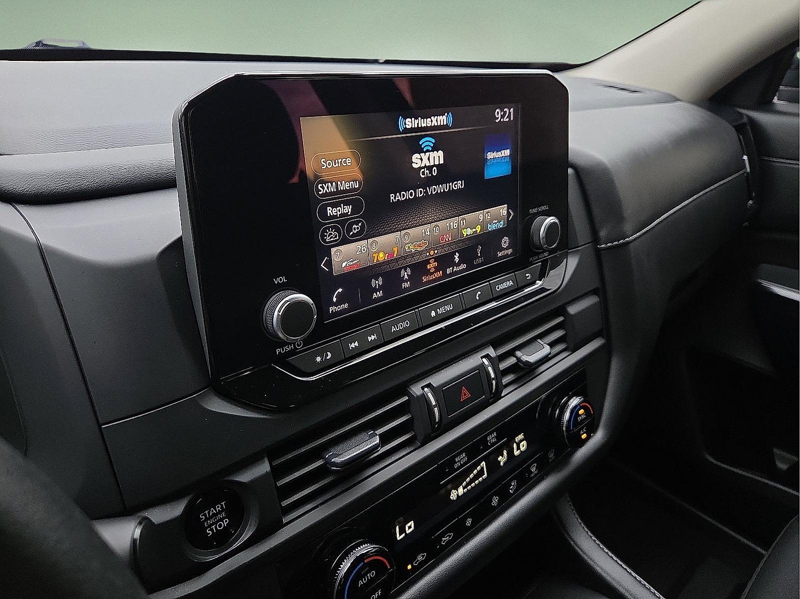 2025 Nissan Pathfinder S
