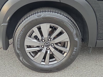 2025 Nissan Pathfinder S