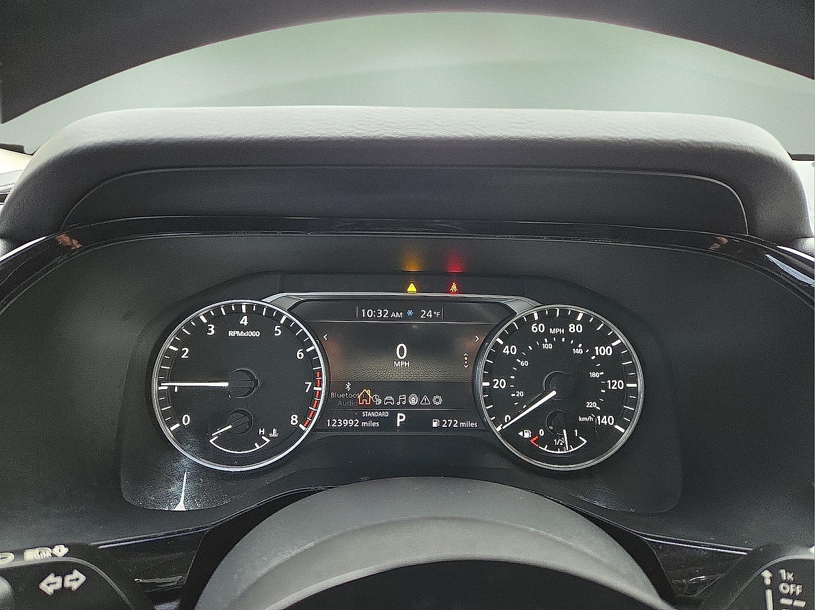 2022 Nissan Pathfinder S 2WD