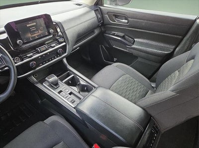 2022 Nissan Pathfinder S 2WD