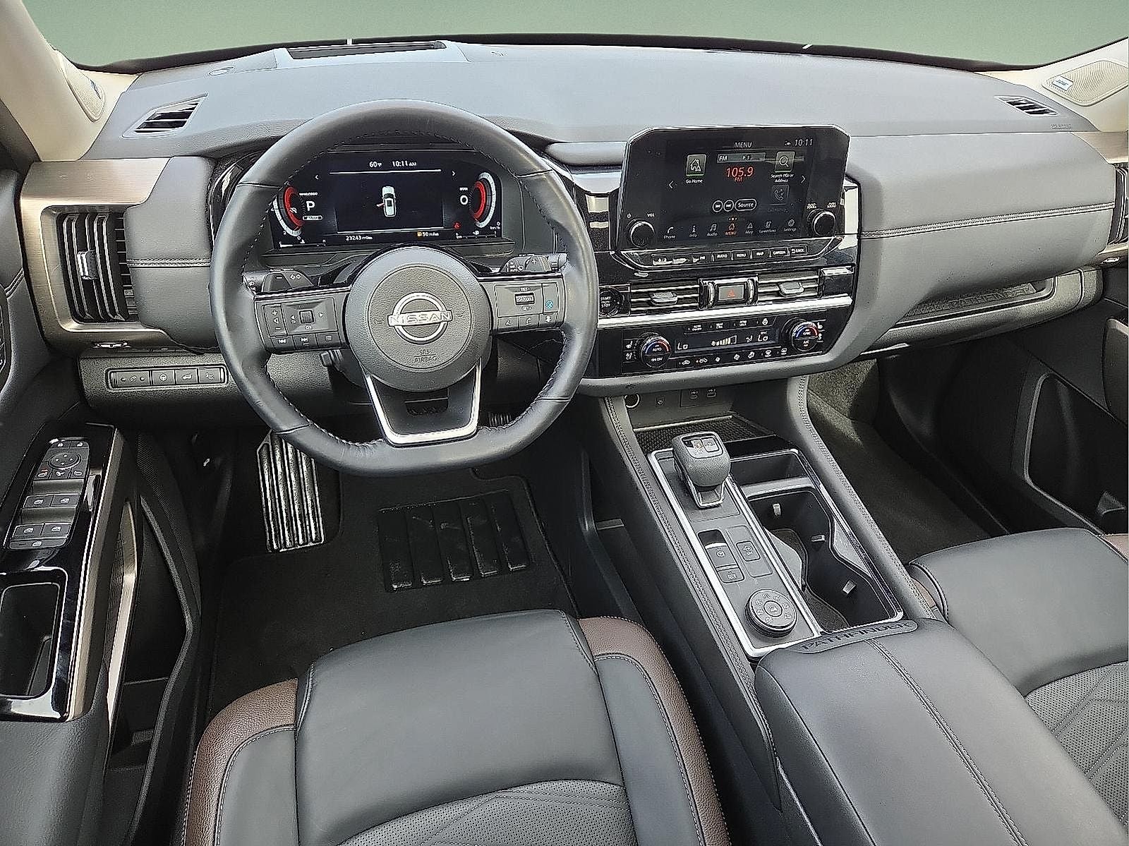 2025 Nissan Pathfinder Platinum 4WD