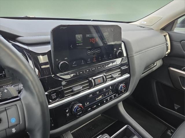 2025 Nissan Pathfinder Platinum 4WD
