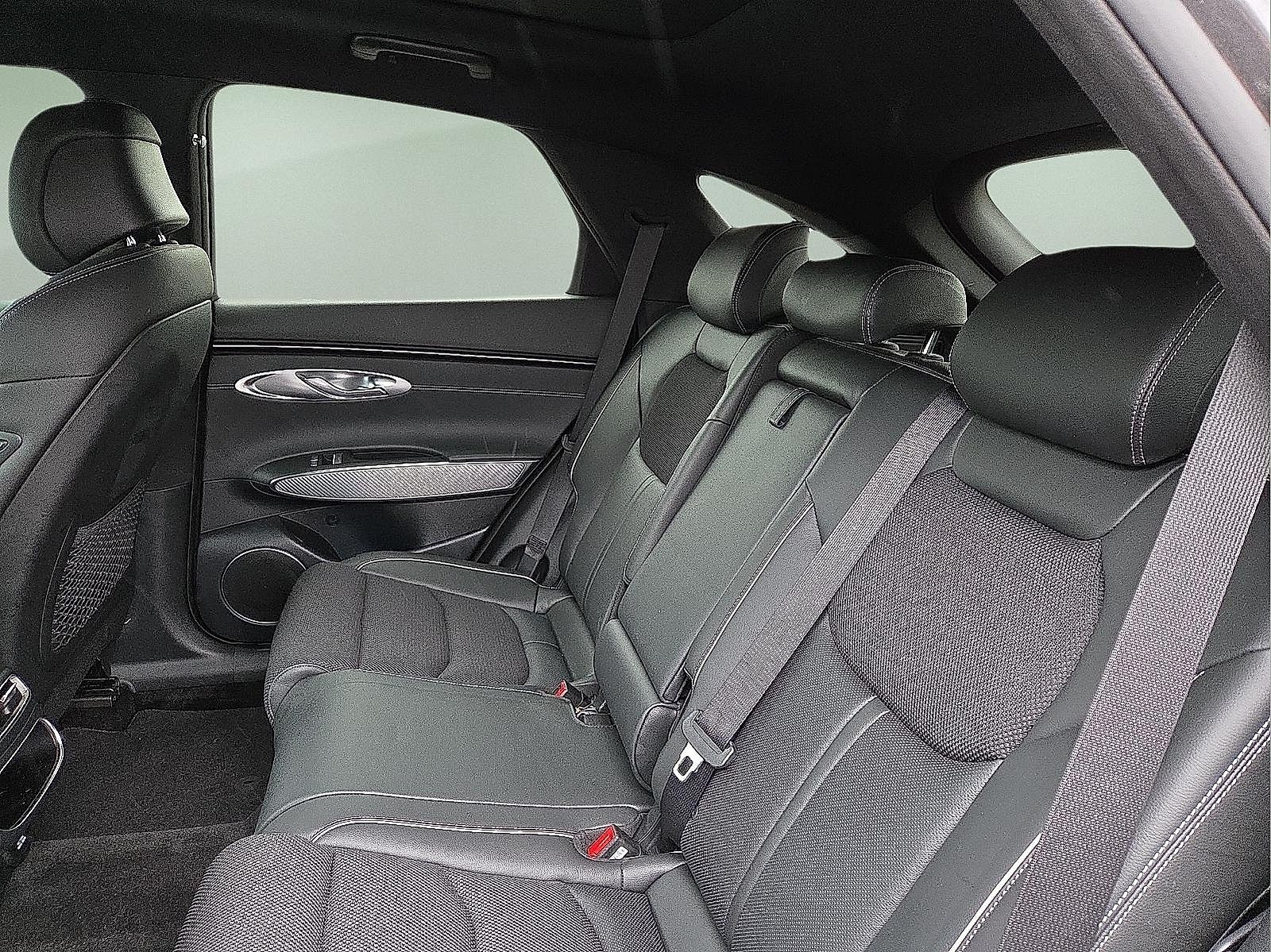 2024 Genesis GV70 3.5T AWD Sport