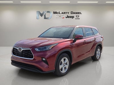 2024 Toyota Highlander LE