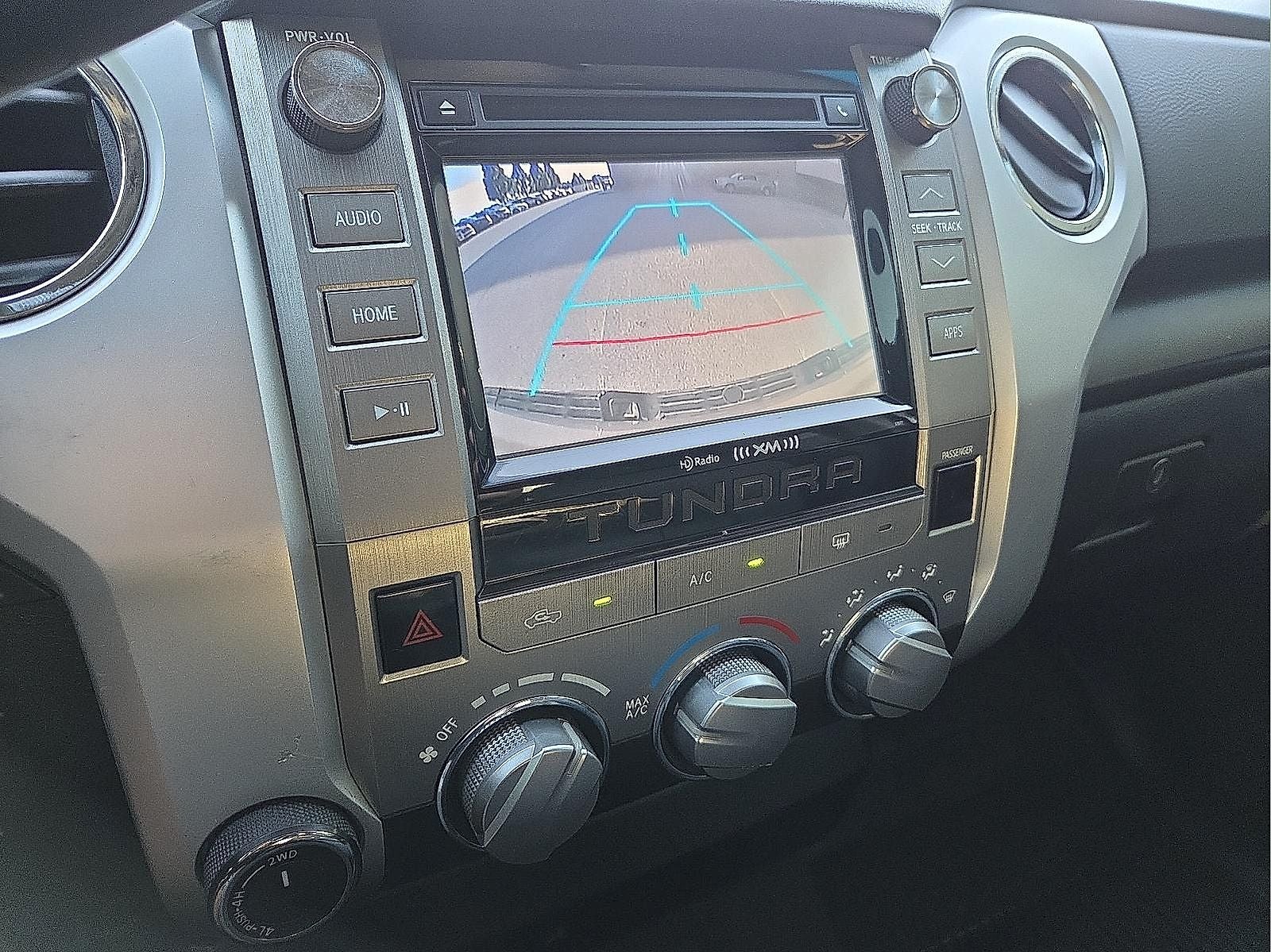 2014 Toyota Tundra SR5 5.7L V8