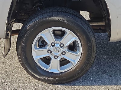 2014 Toyota Tundra SR5 5.7L V8