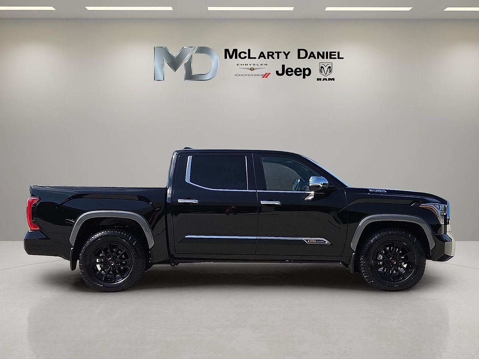 2025 Toyota Tundra Hybrid 1794 Edition CrewMax 5.5' Bed