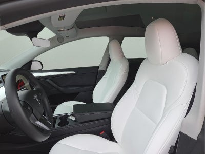 2025 Tesla Model Y Long Range Dual Motor Rear-Wheel Drive