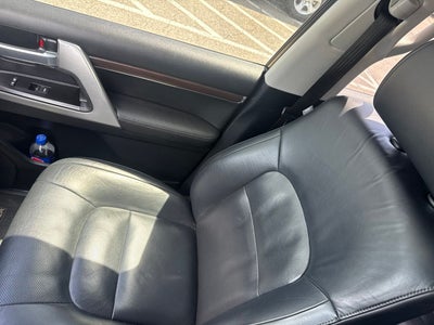 2017 Toyota Land Cruiser Base