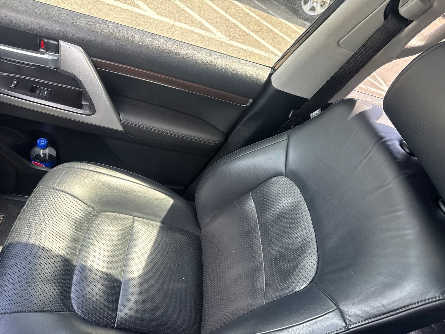 2017 Toyota Land Cruiser Base