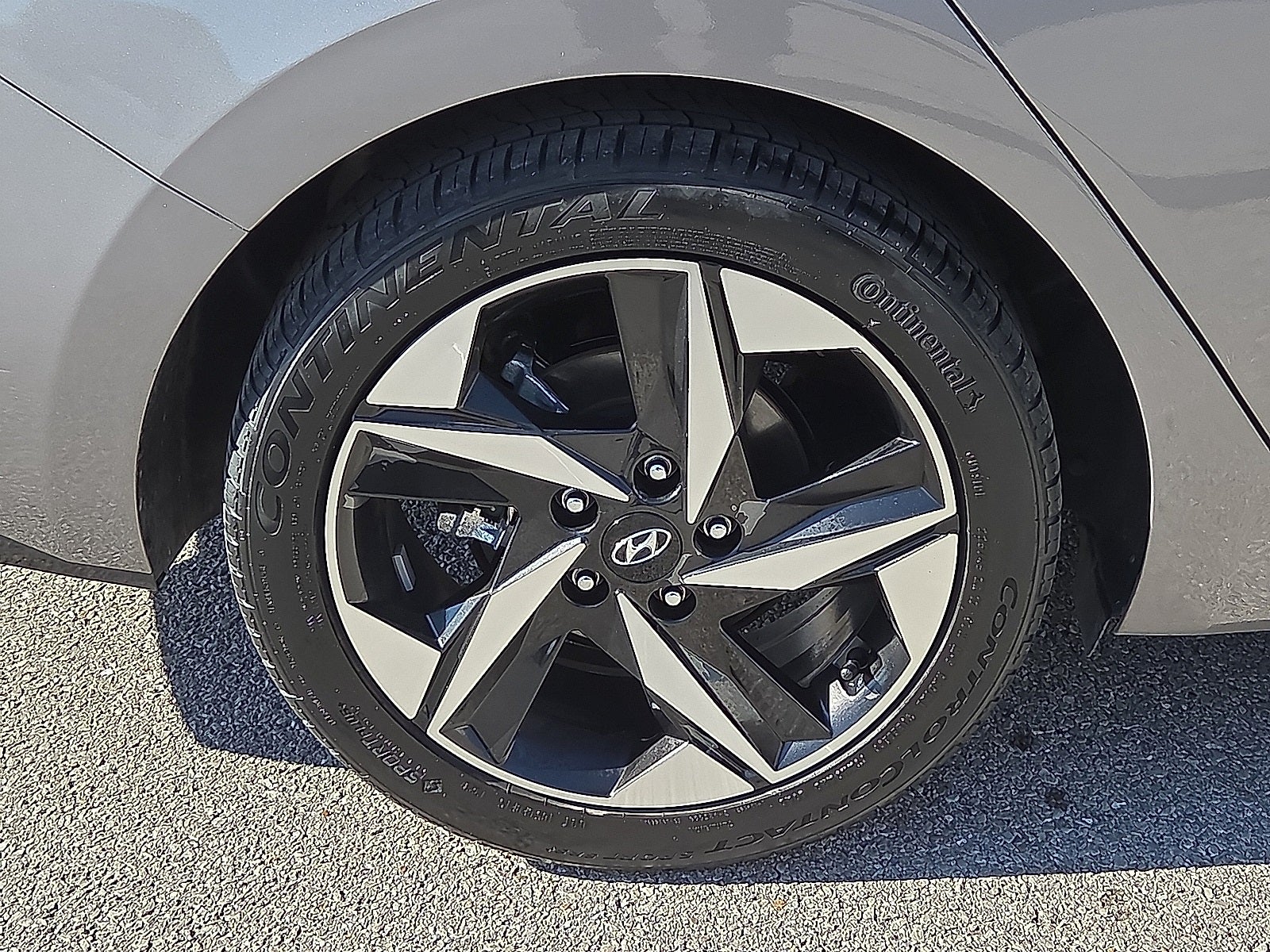 2022 Hyundai Elantra Limited