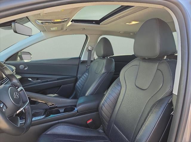 2022 Hyundai Elantra Limited