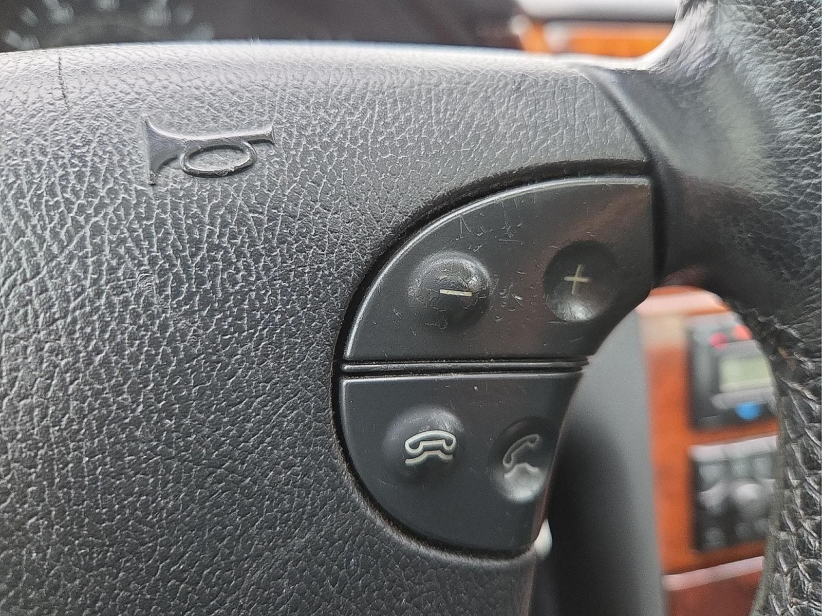 2002 Mercedes-Benz E 320 E 320