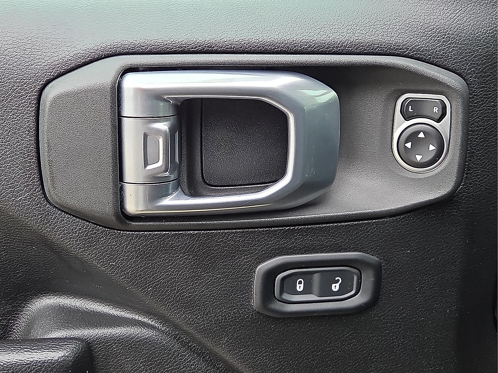 2023 Jeep Wrangler 4-Door Sport S 4x4
