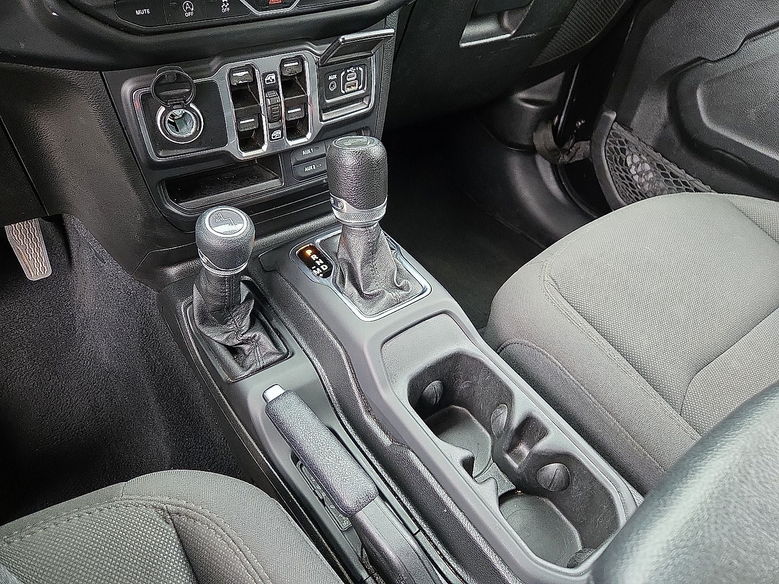 2023 Jeep Wrangler 4-Door Sport S 4x4