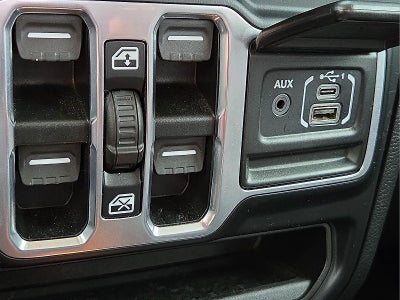 2021 Jeep Gladiator Willys 4x4