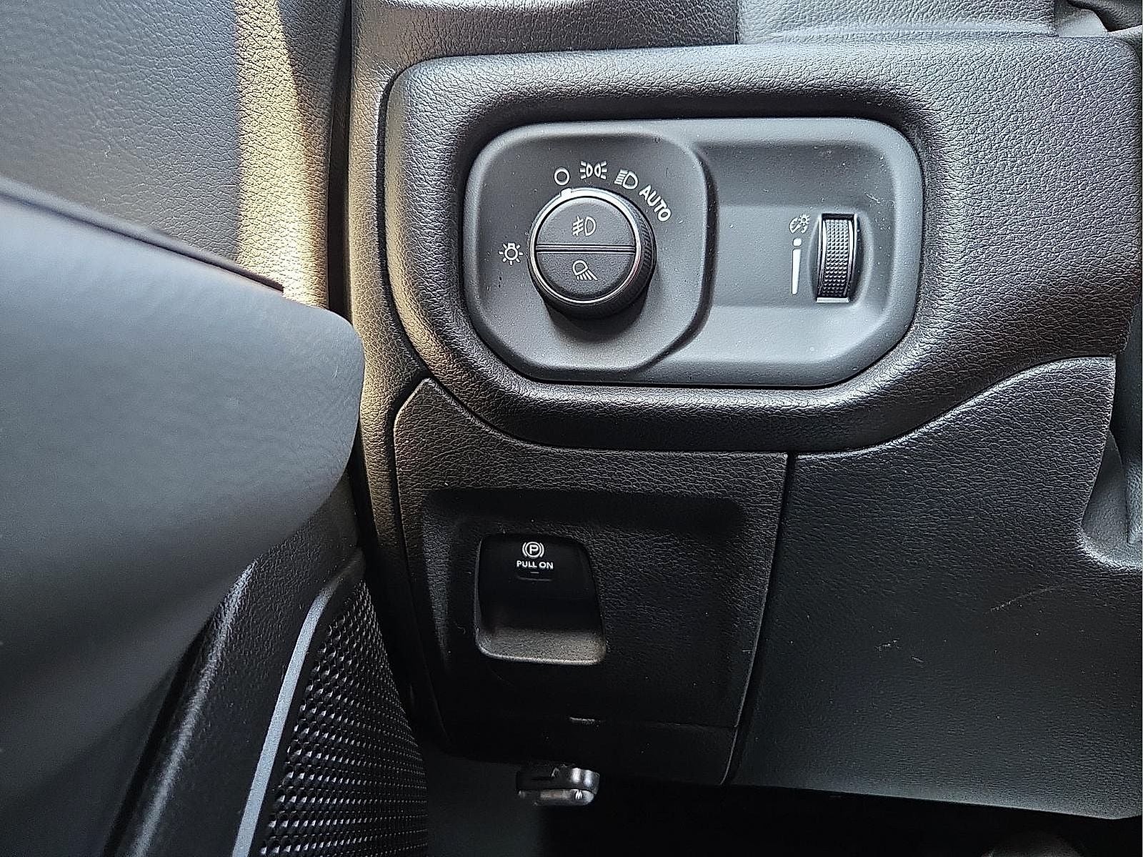2022 RAM 1500 Lone Star Quad Cab 4x2 6'4' Box