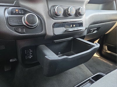 2022 RAM 1500 Lone Star Quad Cab 4x2 6'4' Box