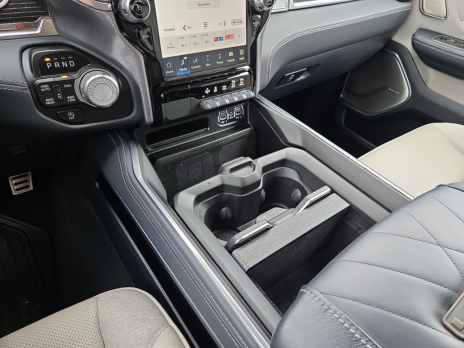 2023 RAM 1500 Limited Crew Cab 4x4 5'7' Box