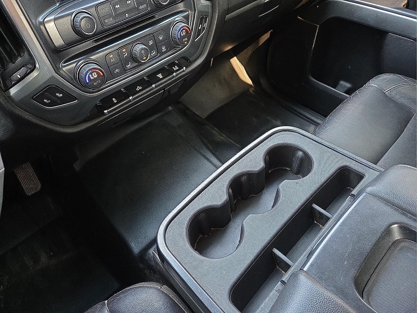 2016 Chevrolet Silverado 3500HD Chassis LT