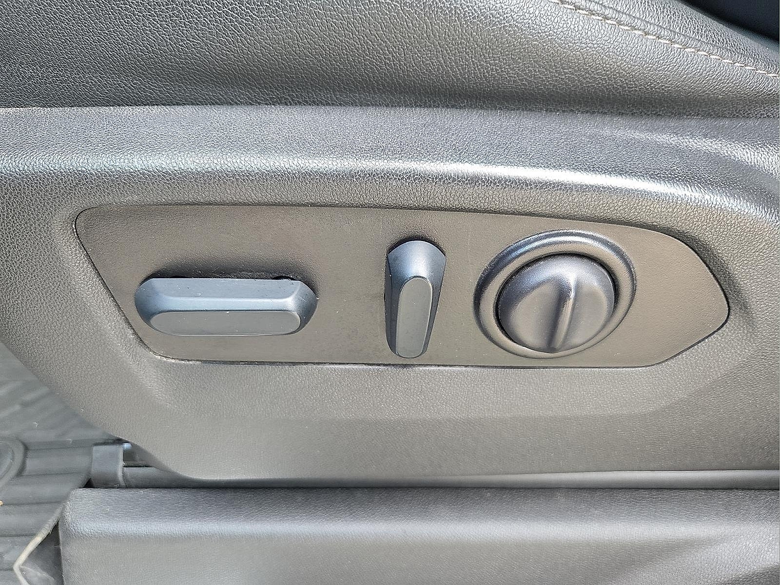 2022 Chevrolet Silverado 1500 LTD 4WD Crew Cab Short Bed LTZ