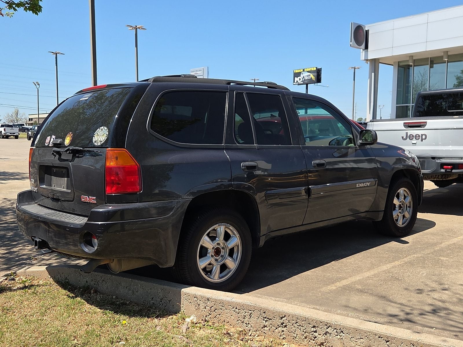 2003 GMC Envoy SLE
