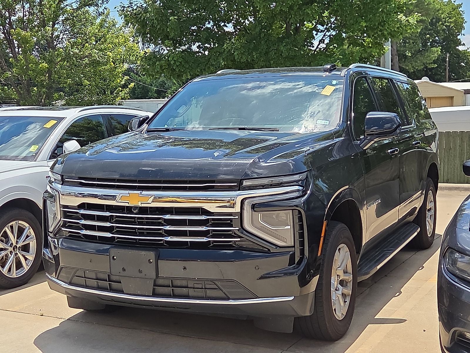 2025 Chevrolet Suburban 2WD LT