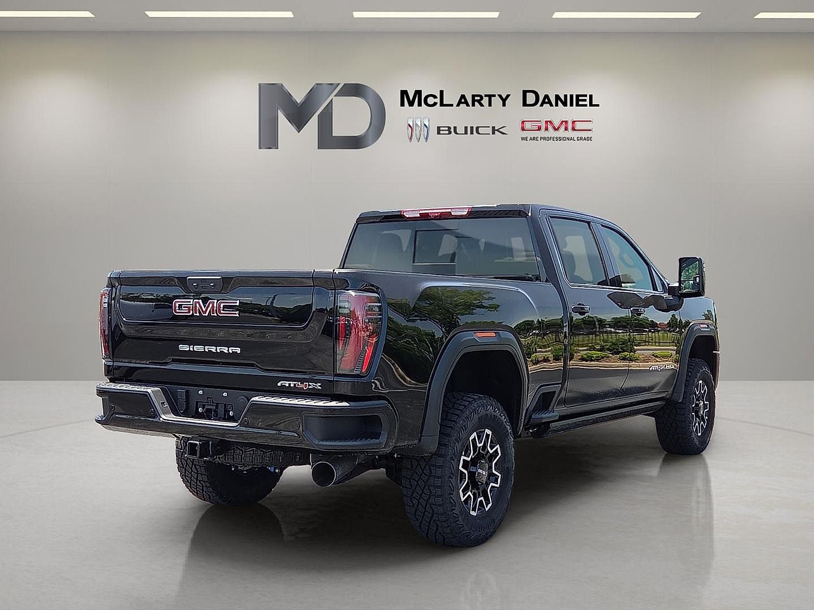 2025 GMC Sierra 2500HD AT4X
