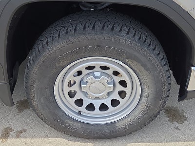 2023 GMC Sierra 1500 4WD Crew Cab Short Box Pro