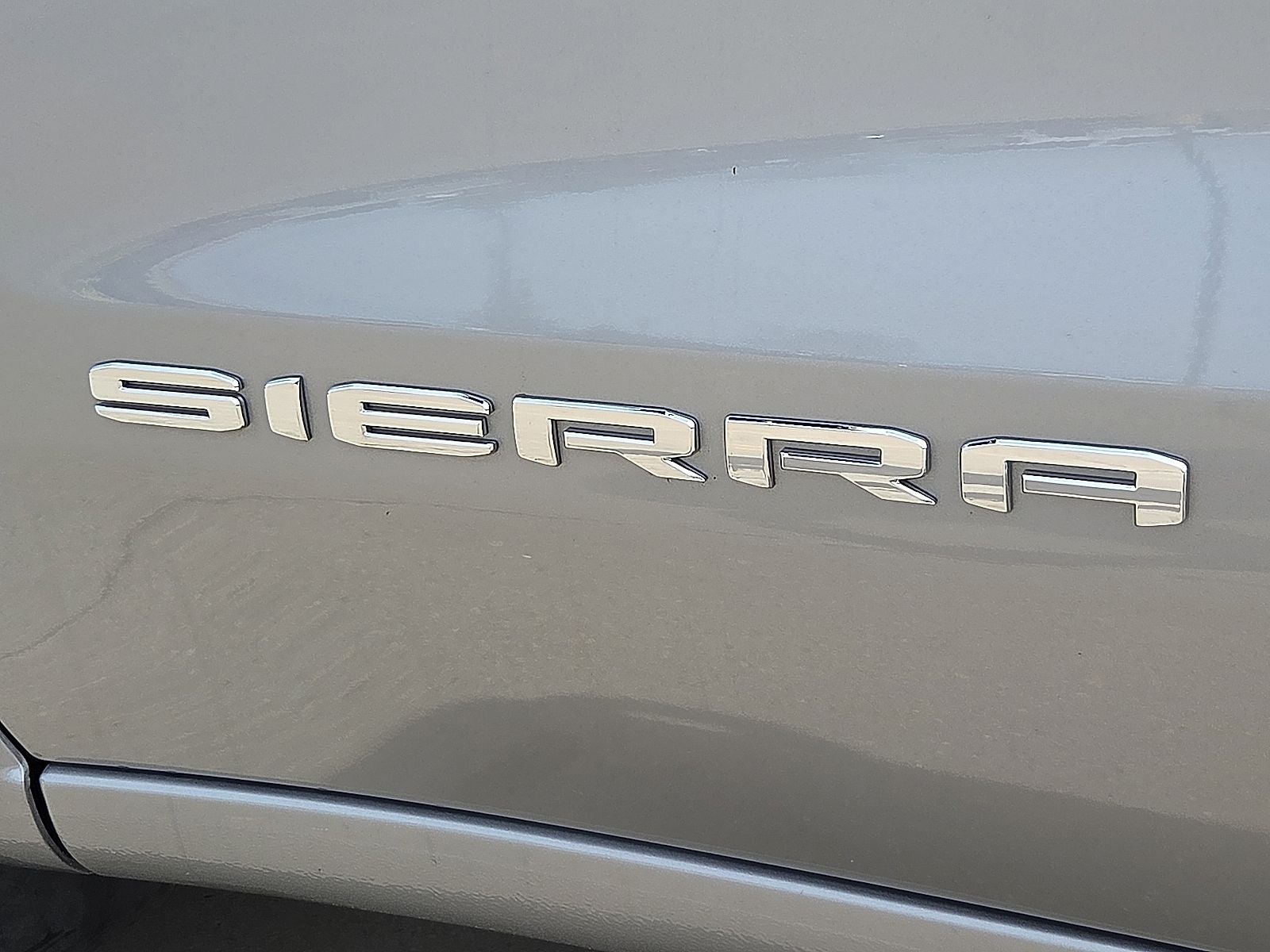 2023 GMC Sierra 1500 4WD Crew Cab Short Box Pro