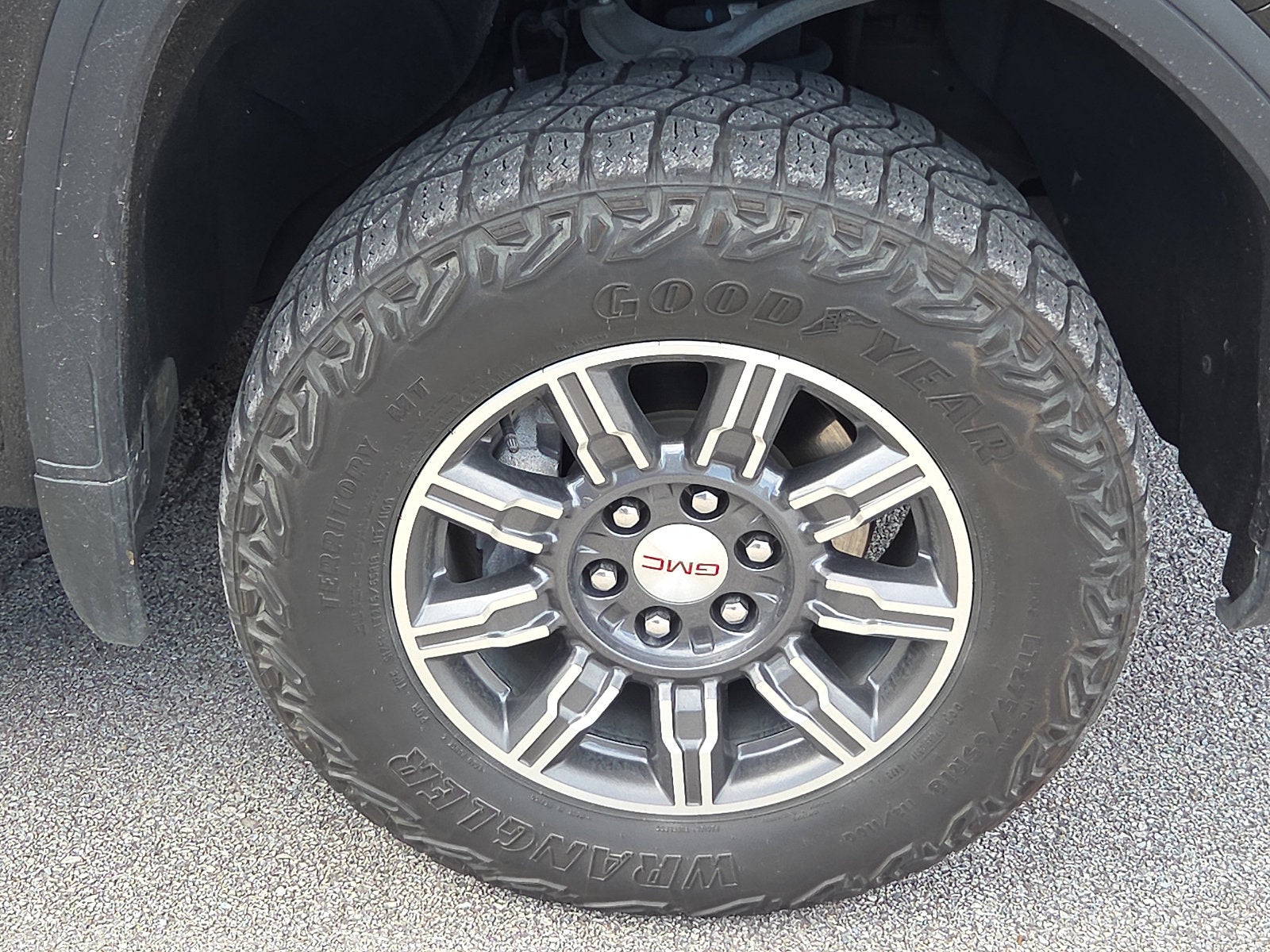 2024 GMC Sierra 1500 4WD Crew Cab Short Box AT4