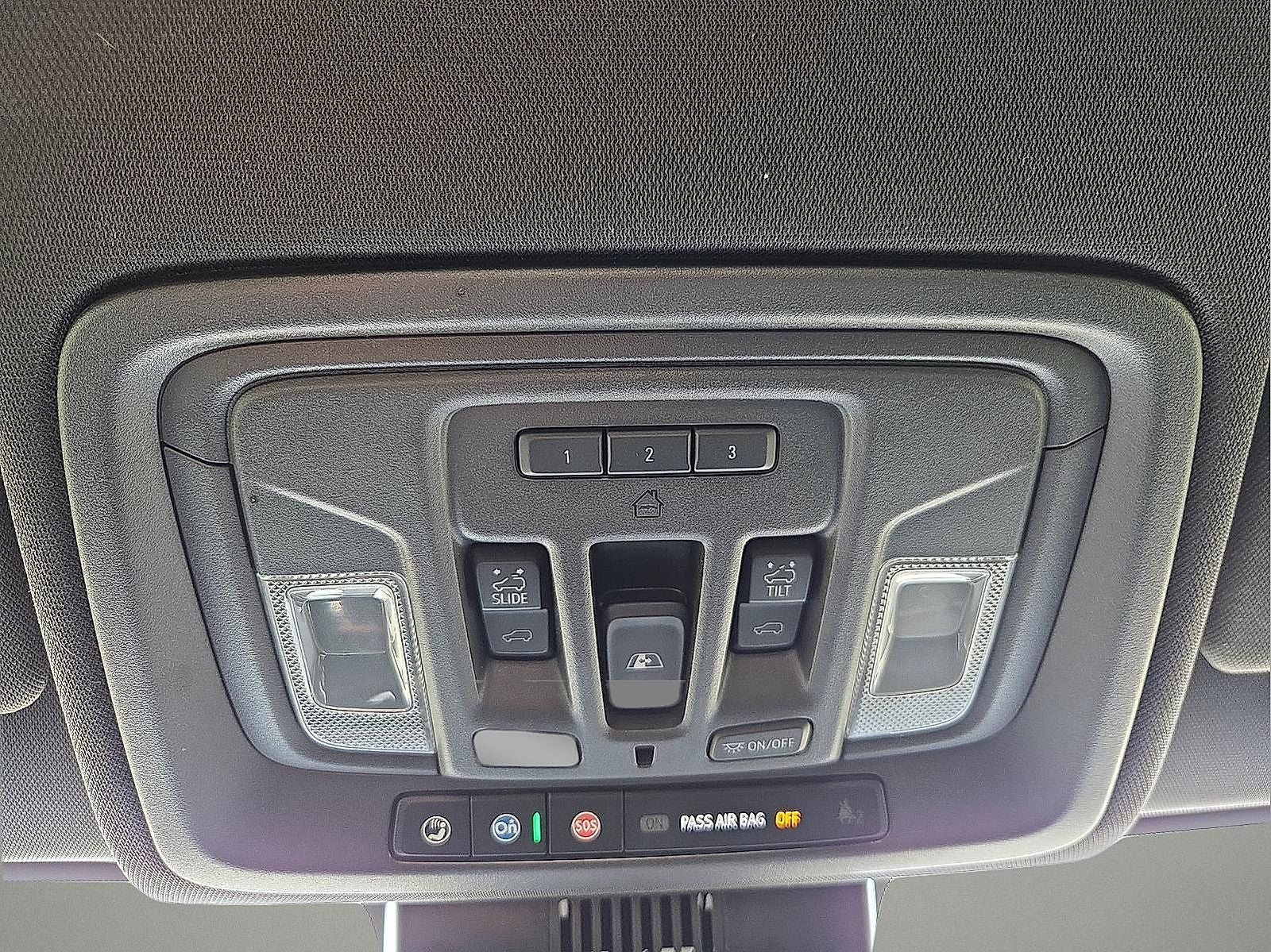 2022 GMC Sierra 1500 4WD Crew Cab Short Box AT4