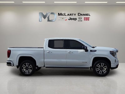 2022 GMC Sierra 1500 4WD Crew Cab Short Box AT4