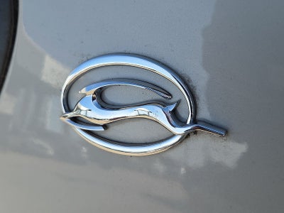 2003 Chevrolet Impala Base