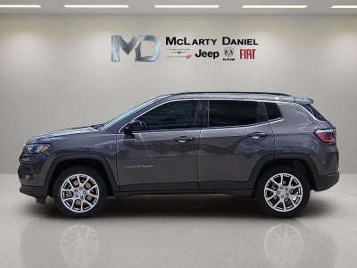 2024 Jeep Compass Latitude Lux