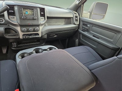 2024 RAM 3500 Tradesman Crew Cab 4x4 6'4' Box