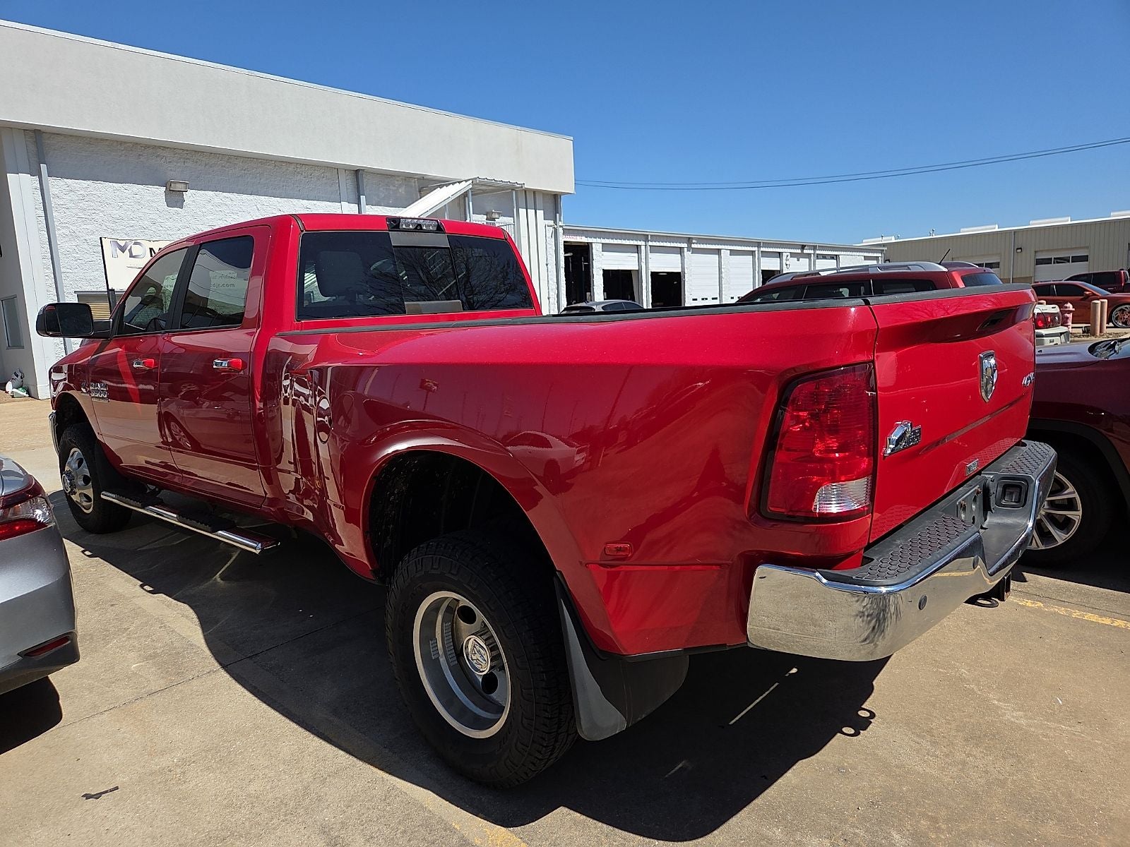 2018 RAM 3500 Big Horn Crew Cab 4x4 8' Box