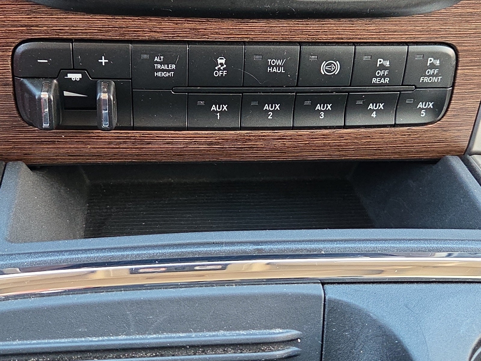 2017 RAM 3500 Laramie Mega Cab 4x4 6'4' Box