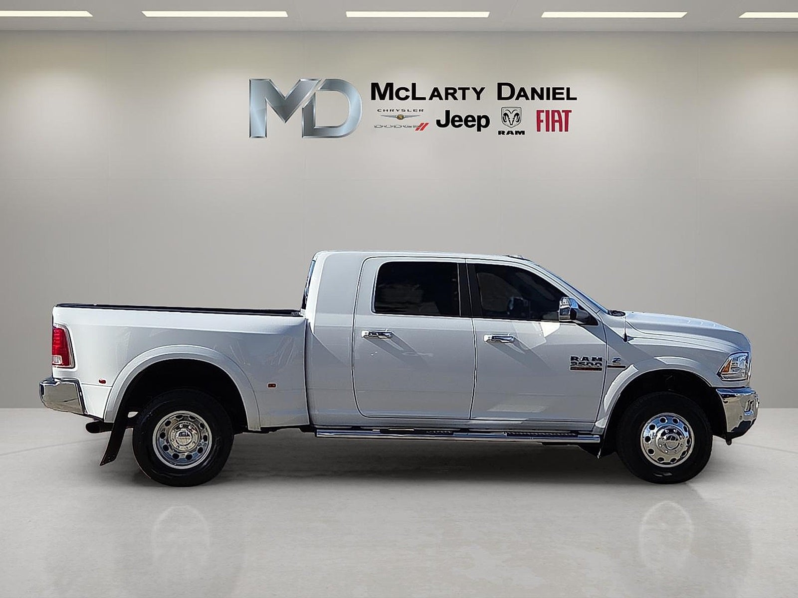 2017 RAM 3500 Laramie Mega Cab 4x4 6'4' Box