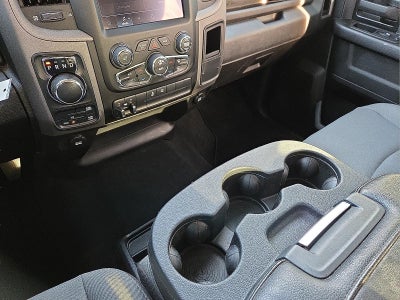 2022 RAM 1500 Classic Tradesman Crew Cab 4x4 5'7' Box