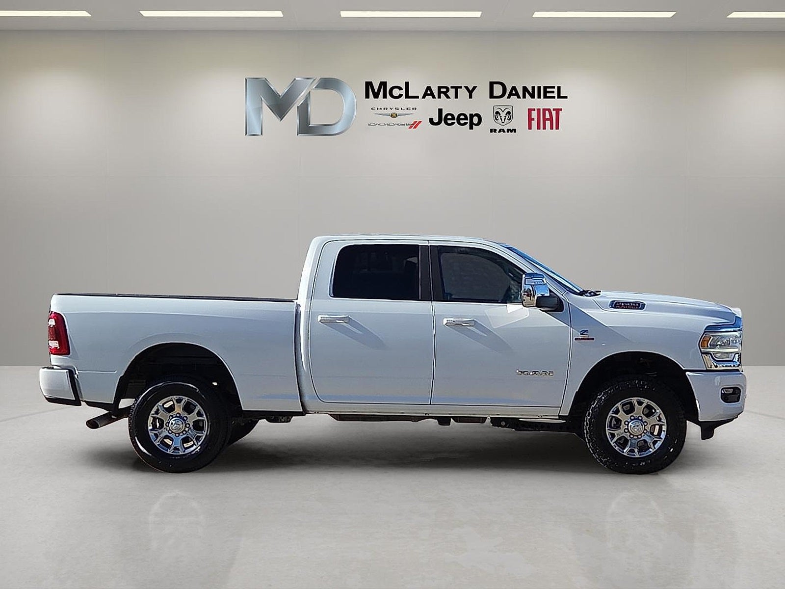 2024 RAM 2500 Laramie Crew Cab 4x4 6'4' Box