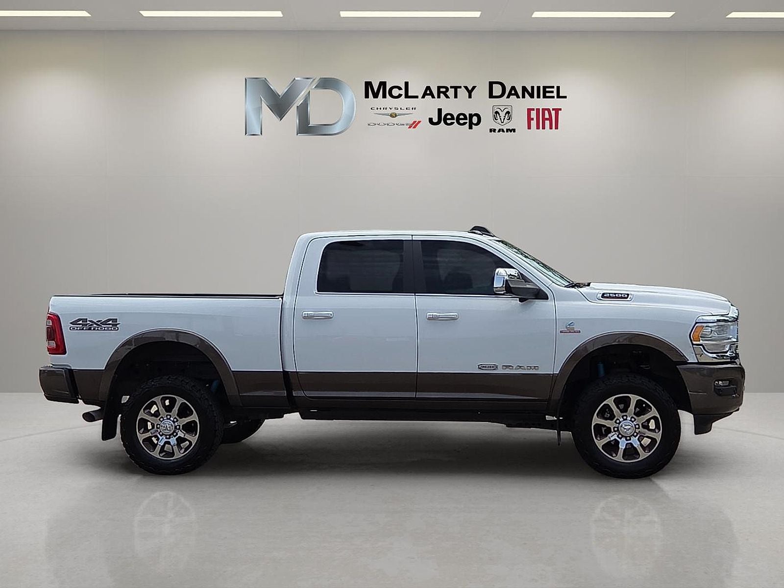 2019 RAM 2500 Longhorn Crew Cab 4x4 6'4' Box