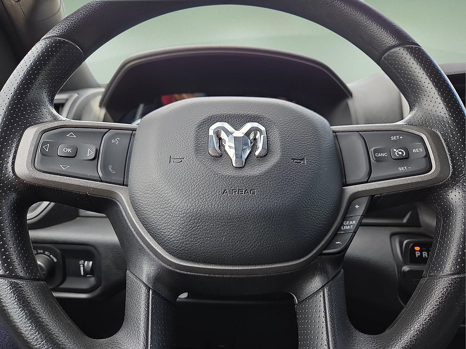 2023 RAM 2500 Tradesman Crew Cab 4x4 8' Box