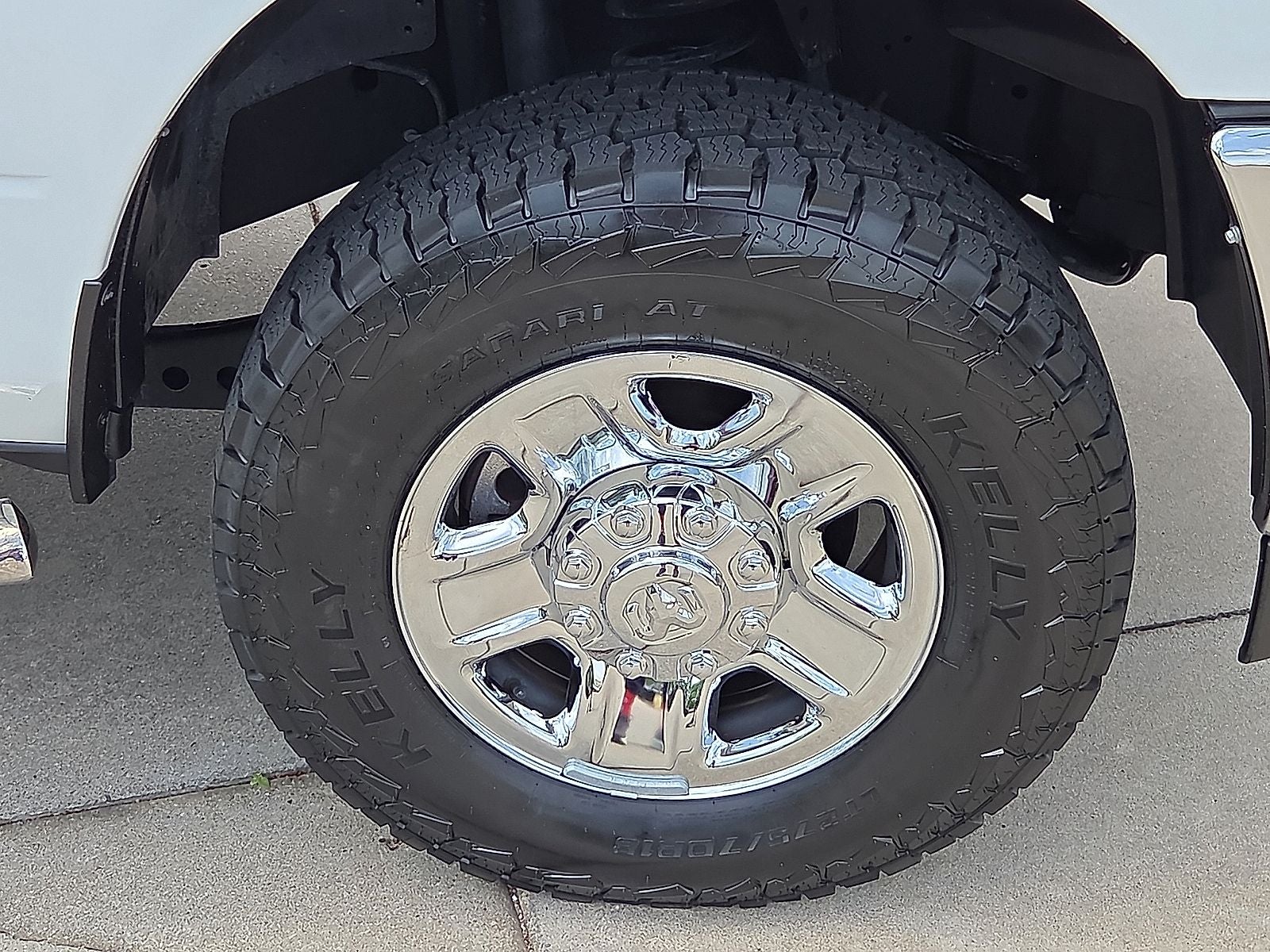 2023 RAM 2500 Tradesman Crew Cab 4x4 8' Box