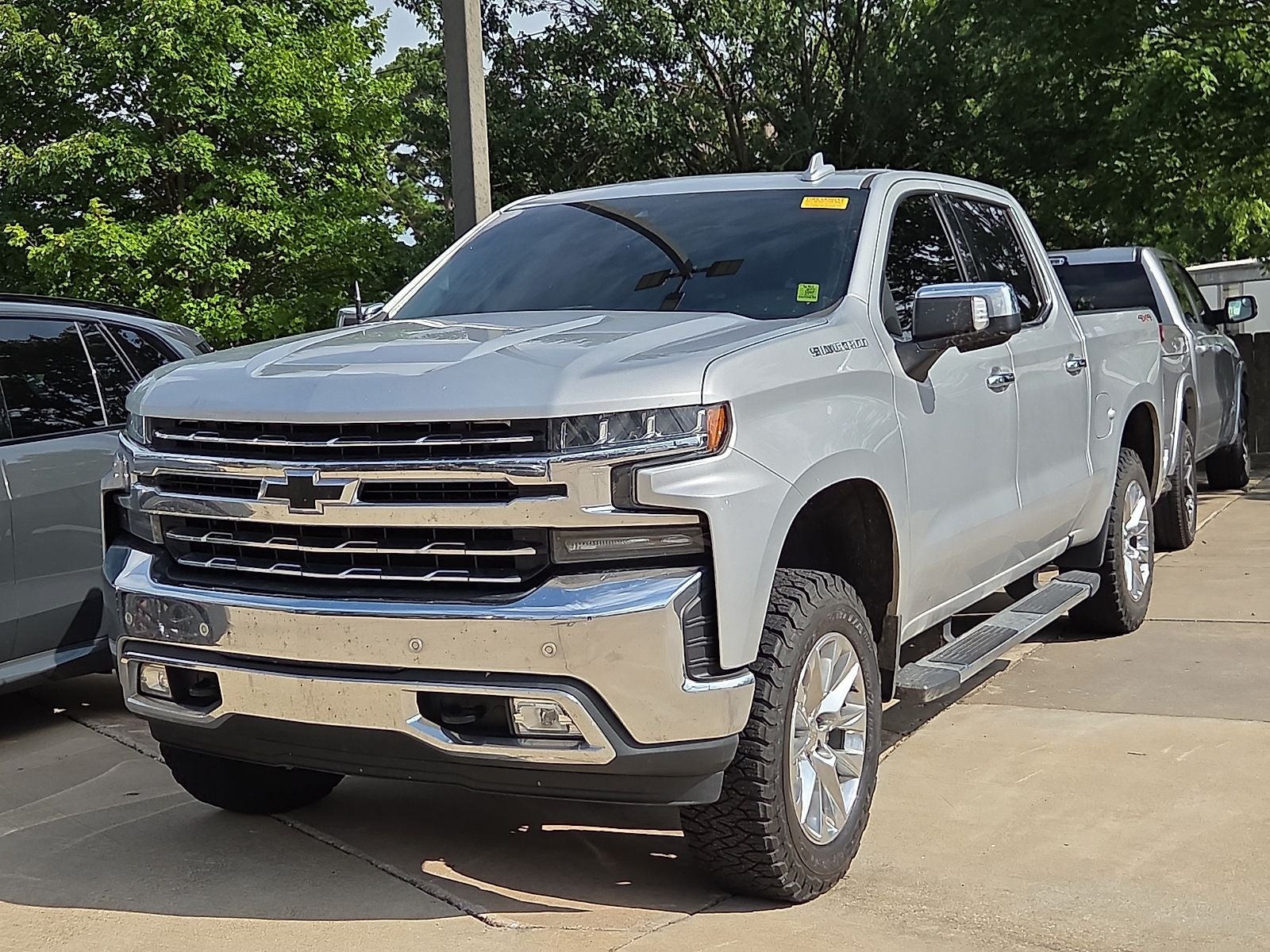 2020 Chevrolet Silverado 1500 4WD Crew Cab Short Bed LTZ