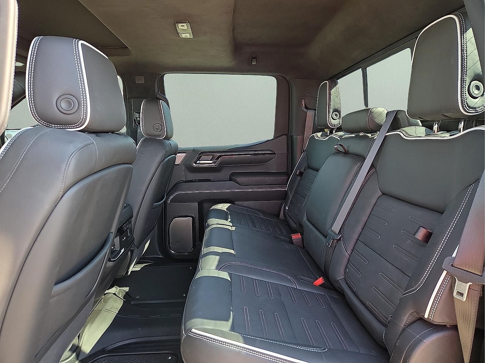 2025 GMC Sierra 1500 4WD Crew Cab Short Box AT4X