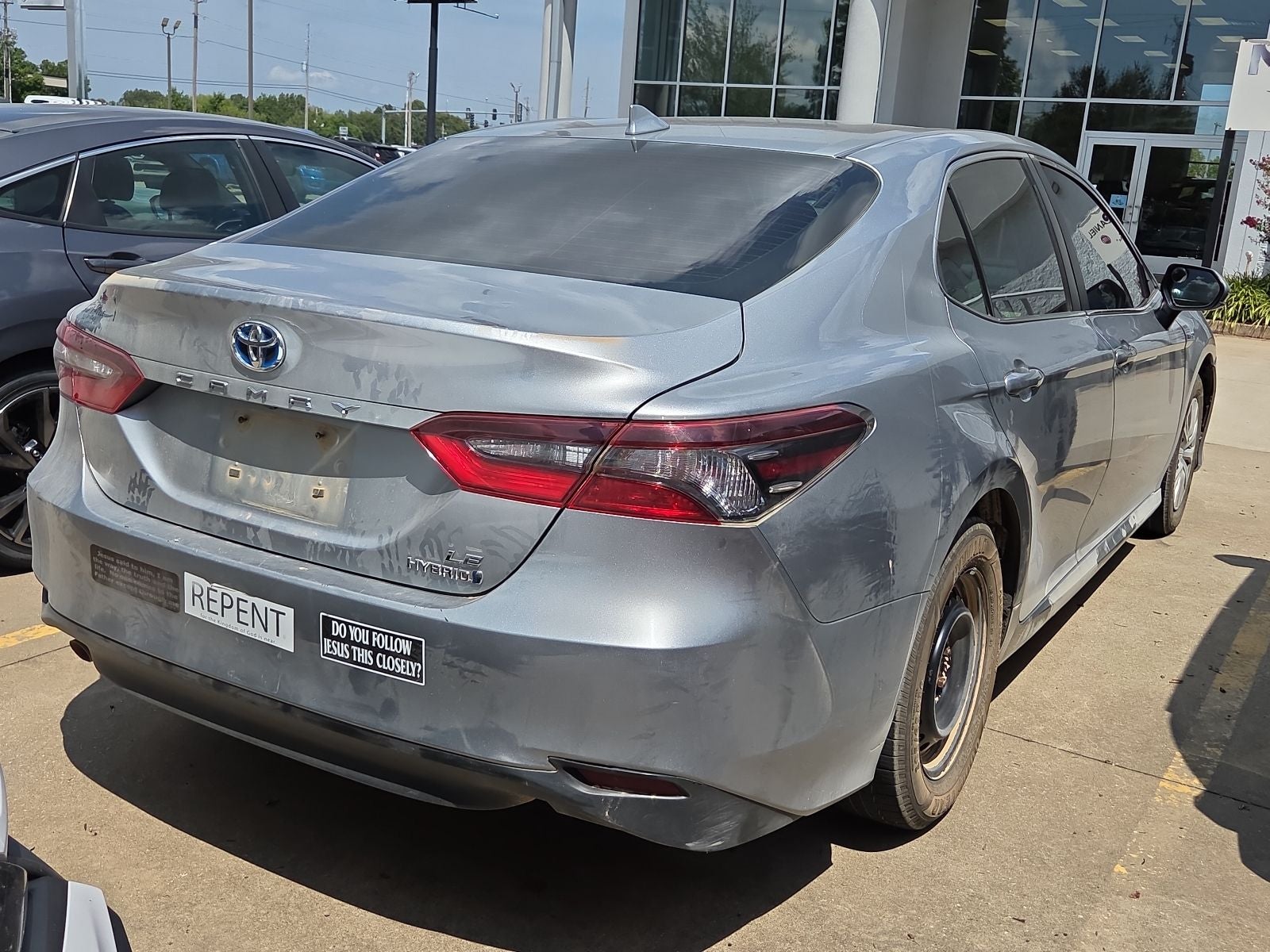 2021 Toyota Camry LE Hybrid