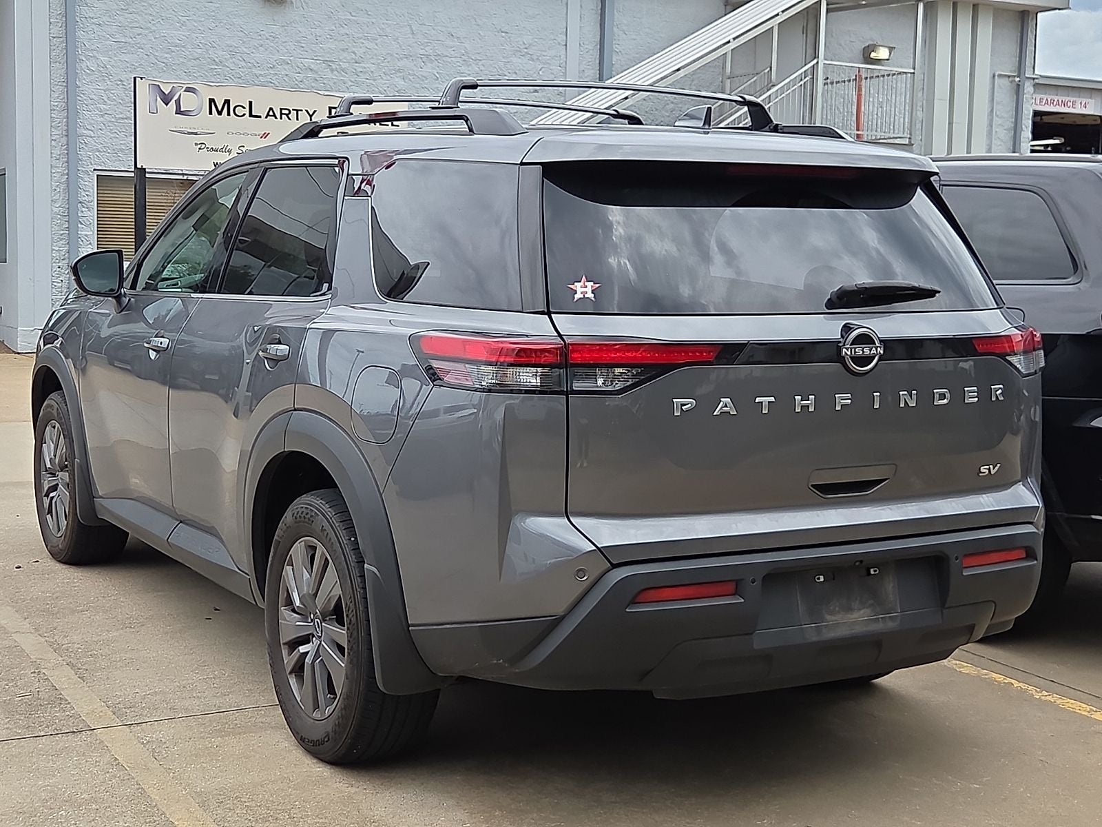 2024 Nissan Pathfinder SV FWD