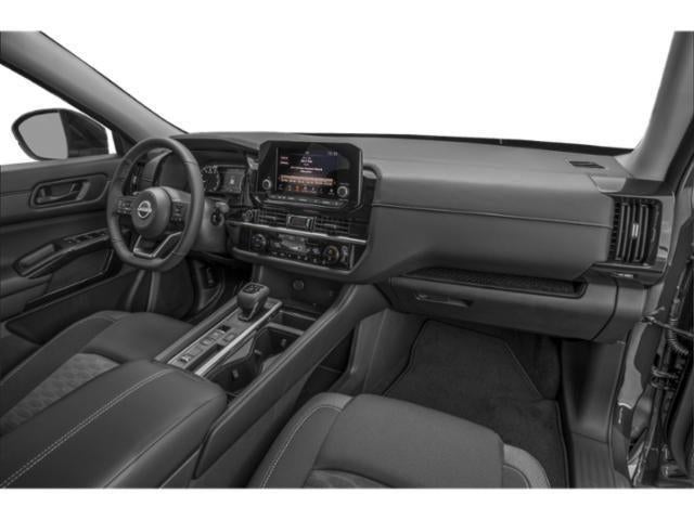 2024 Nissan Pathfinder SV FWD