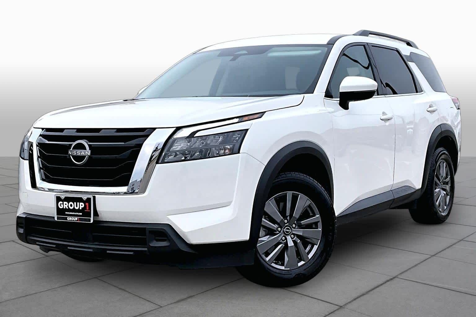 2025 Nissan Pathfinder SV FWD